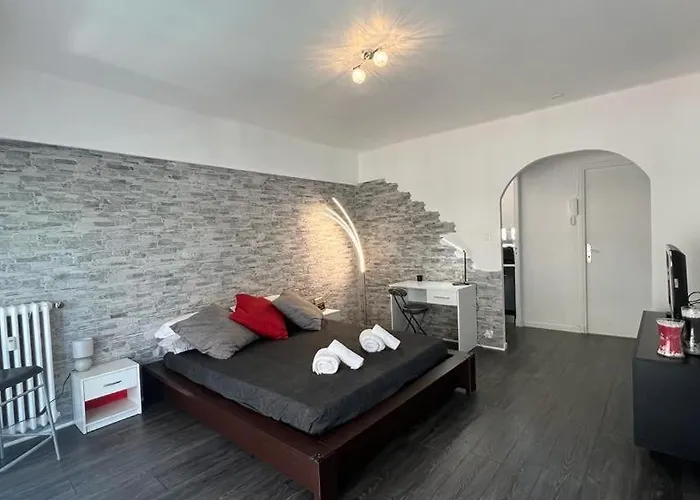 Apartment Lovely In The Heart Of *
